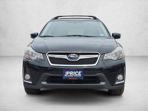 Used 2016 Subaru Crosstrek 2.0i Limited w/ Popular Package #2 AWD/4WD image 2