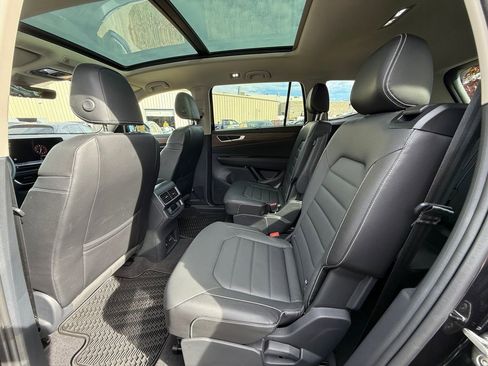 Used 2025 Volkswagen Atlas SEL image 22