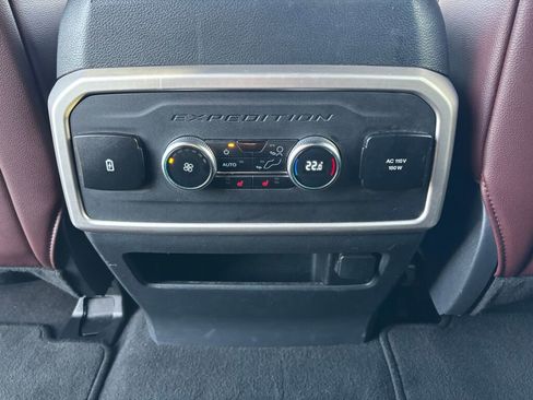 Used 2024 Ford Expedition Max Limited image 15