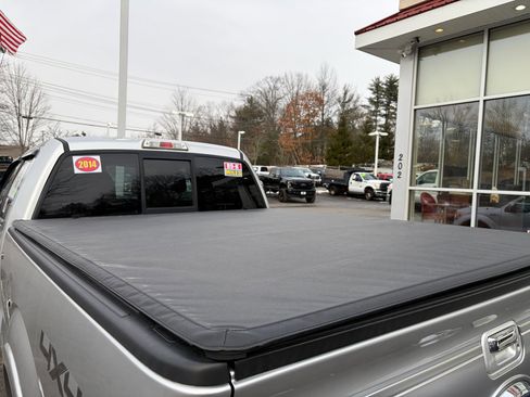 Used 2014 Ford F150 Platinum image 15