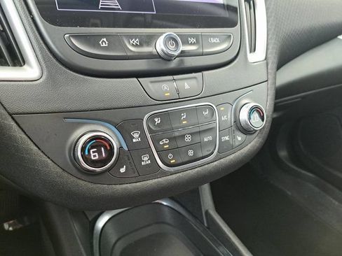 Used 2024 Chevrolet Malibu LT FWD image 13
