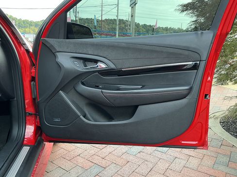 Used 2014 Chevrolet SS RWD image 35