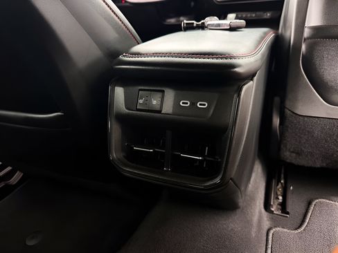 Used 2024 Dodge Charger Daytona Scat Pack w/ Plus Group AWD/4WD image 20