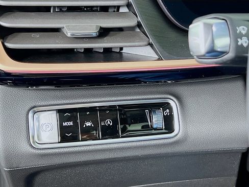 New 2026 Buick Envision Sport Touring AWD/4WD image 9