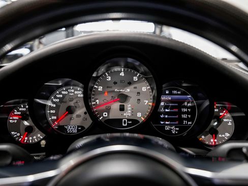 Used 2018 Porsche 911 Turbo S AWD/4WD image 11