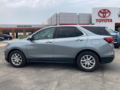 Used 2024 Chevrolet Equinox LT FWD image 7