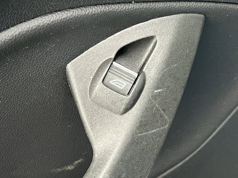 Used 2013 Ford C-MAX SE image 32