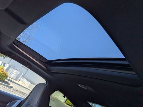 Used 2018 Honda Civic Si image 15