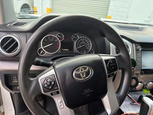Used 2017 Toyota Tundra SR5 w/ SR5 Upgrade Package AWD/4WD image 41