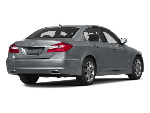 Used 2013 Hyundai Genesis 3.8 RWD image 2