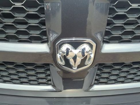 Certified 2018 RAM 1500 Express w/ Express Value Package AWD/4WD image 11
