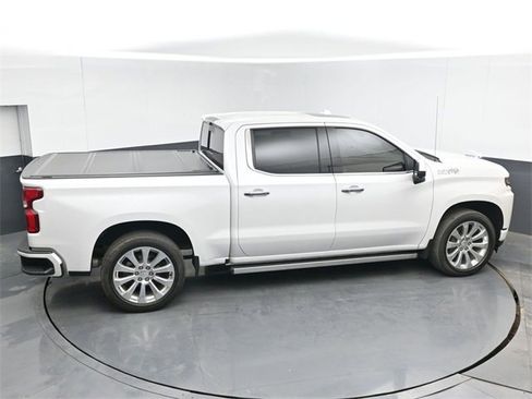 Used 2021 Chevrolet Silverado 1500 High Country w/ Technology Package image 44