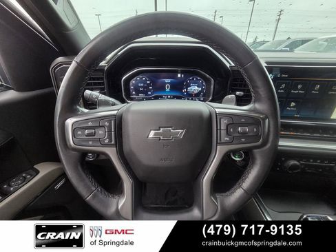 Used 2022 Chevrolet Silverado 1500 ZR2 w/ Technology Package AWD/4WD image 13
