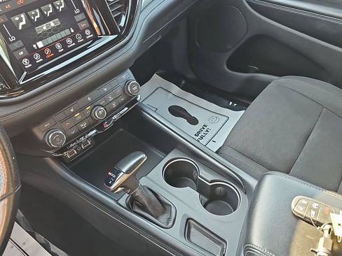 Used 2023 Dodge Durango SXT RWD image 28
