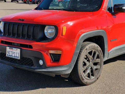 Used 2022 Jeep Renegade Altitude image 8