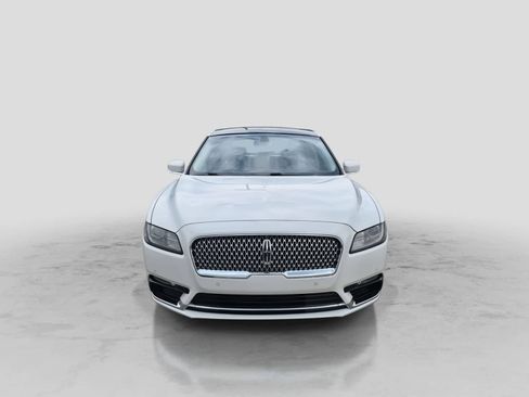 Used 2017 Lincoln Continental Reserve FWD image 3