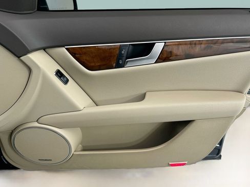 Used 2012 Mercedes-Benz C 250 Sedan image 24