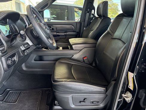 Used 2024 RAM 3500 Limited image 12