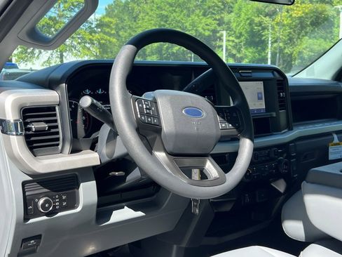 New 2026 Ford F250 XL w/ XL Off-Road Package image 15