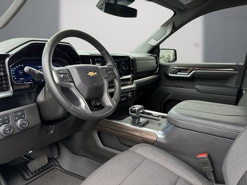 Certified 2025 Chevrolet Silverado 1500 LT w/ Z71 Off-Road Package AWD/4WD image 15