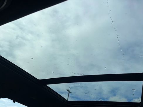 New 2025 Jeep Grand Cherokee L Overland w/ Luxury Tech Group IV image 7