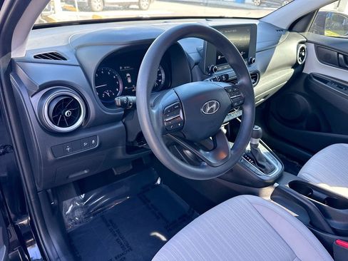 Used 2022 Hyundai Kona SEL image 10