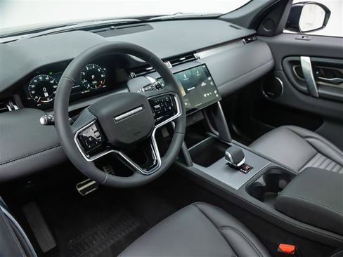 New 2026 Land Rover Discovery Sport Landmark AWD/4WD image 16