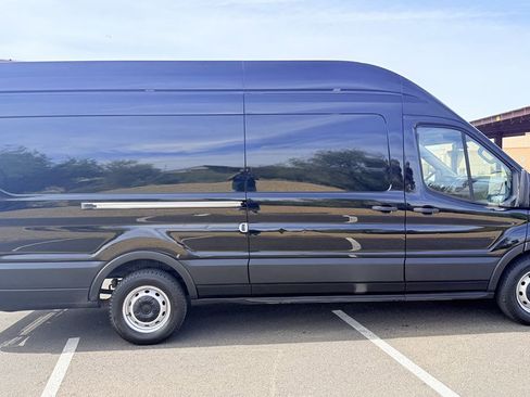 Used 2019 Ford Transit 250 148 High Roof Extended RWD image 7