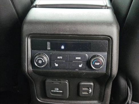 Used 2019 GMC Acadia Denali w/ Technology Package FWD image 16