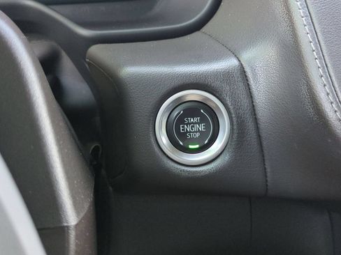 Used 2022 Chevrolet Tahoe Z71 AWD/4WD image 17