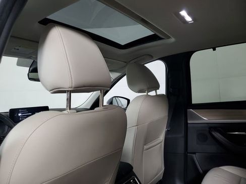 Certified 2024 MAZDA CX-90 Plug-In Hybrid w/ Preferred AWD/4WD image 14