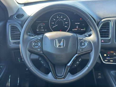 Used 2021 Honda HR-V EX-L image 16