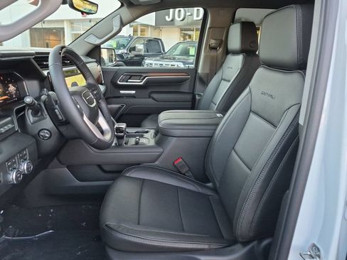 New 2026 GMC Sierra 1500 Denali AWD/4WD image 12