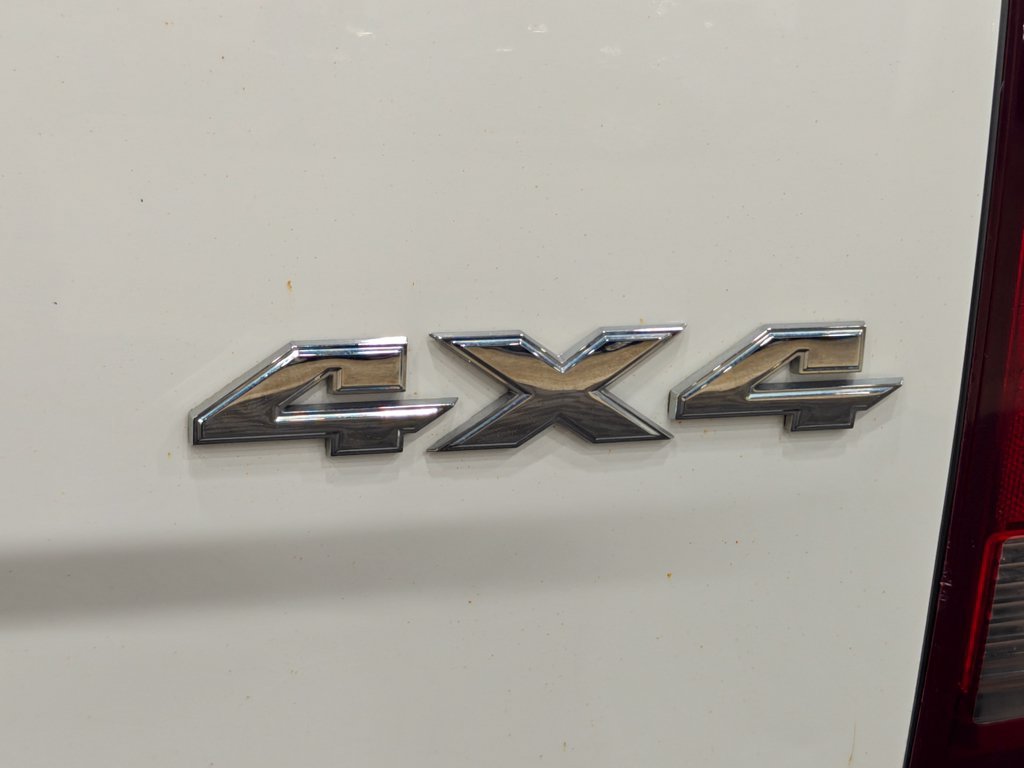 Used 2019 RAM 1500 ST w/ SXT Plus Group AWD/4WD image 43