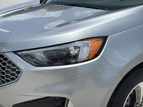 Used 2024 Ford Edge SEL w/ Convenience Package AWD/4WD image 6