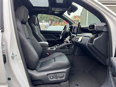 New 2026 Toyota 4Runner Limited AWD/4WD image 17