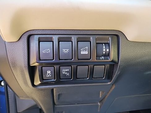 Certified 2022 Subaru Ascent Limited w/ Technology Package image 22