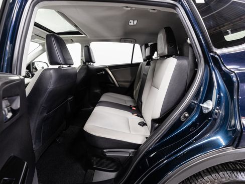 Certified 2018 Toyota RAV4 Limited w/ Advanced Technology Package image 6