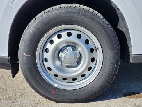 New 2026 Ford Maverick XL image 12