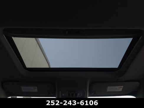 Used 2020 GMC Sierra 2500 Denali w/ Denali Ultimate Package image 13