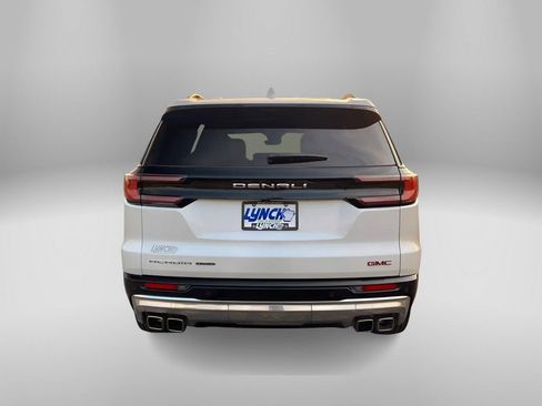 Used 2024 GMC Acadia Denali w/ Super Cruise Package image 3