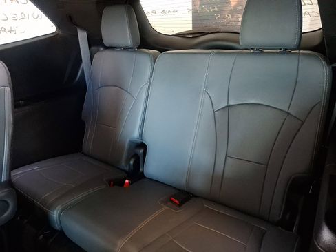 Certified 2023 Buick Enclave Premium w/ Experience Buick Package AWD/4WD image 11
