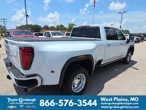 Used 2026 GMC Sierra 3500 Denali Ultimate AWD/4WD image 11