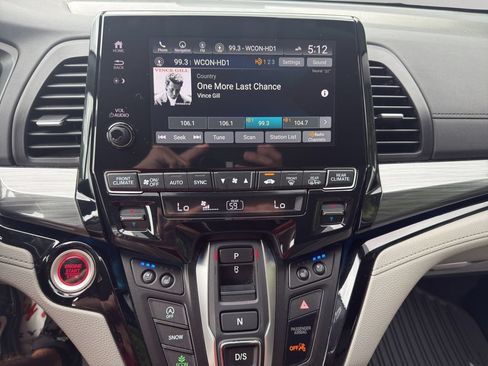 Used 2023 Honda Odyssey Elite image 33