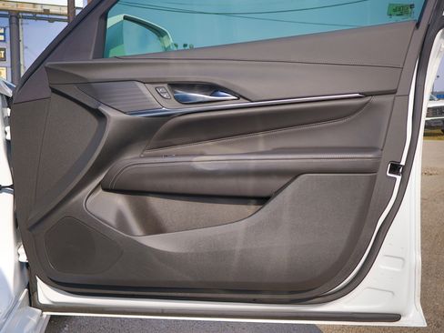 Used 2023 Cadillac CT4 Luxury image 41