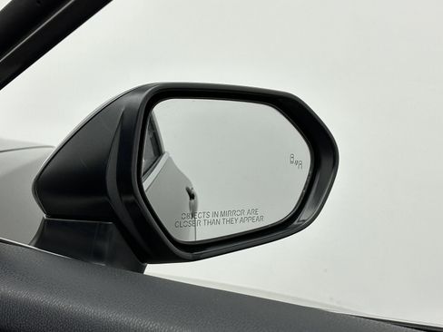 Used 2023 Toyota Camry LE image 33