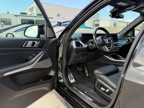 Used 2024 BMW X5 M60i w/ Climate Comfort Package AWD/4WD image 17