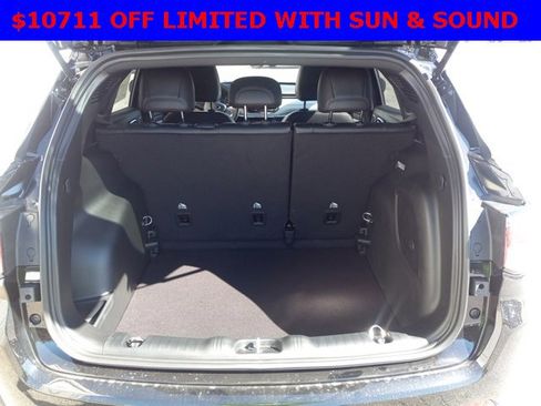 Used 2024 Jeep Compass Limited w/ Sun and Sound Group image 6