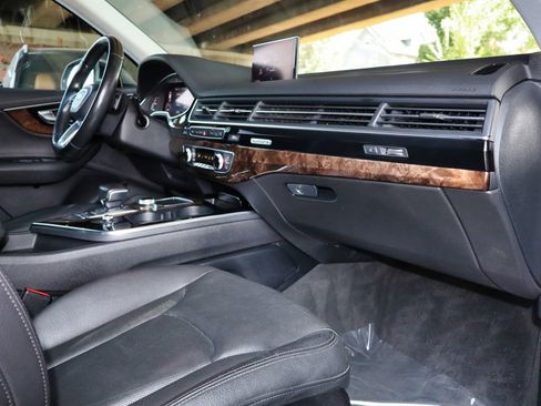 Used 2017 Audi Q7 3.0T Premium Plus AWD/4WD image 21