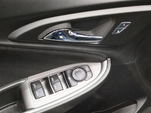 Used 2024 Chevrolet Malibu LT FWD image 19